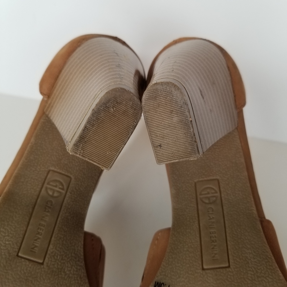 Giani Bernini Cognac Suede Block Heel Sandals Quiet Luxury Minimalist Heels - Picture 3 of 10